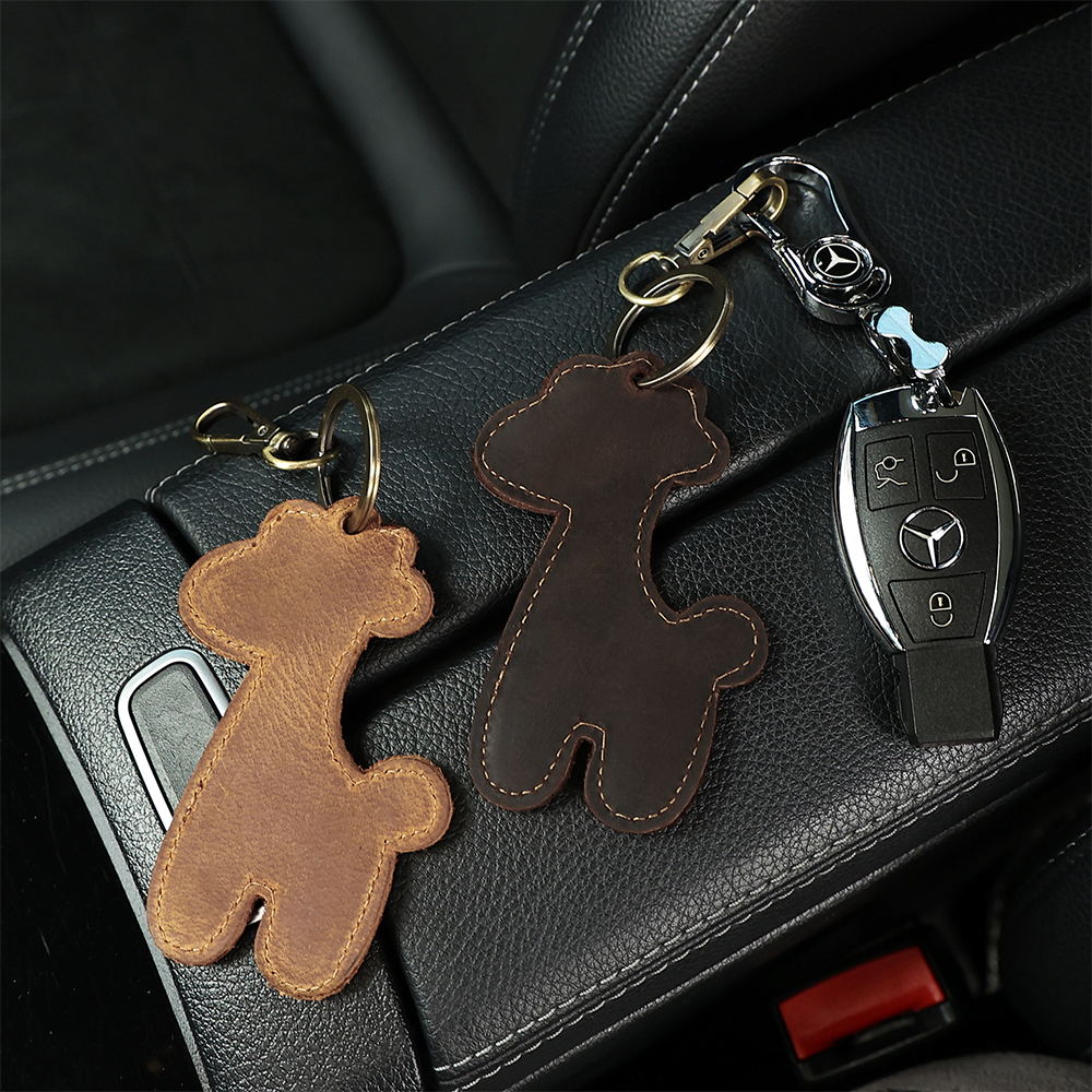 Leather pendant keychain (2)